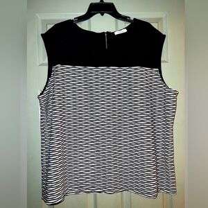 Calvin Klein 2X sleeveless textured blouse